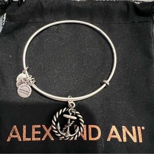 Anchor Twist Bracelet